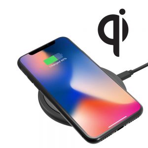Cargador Argom Tech inalámbrico de carga rápida para celulares ARG-AC-0130BK